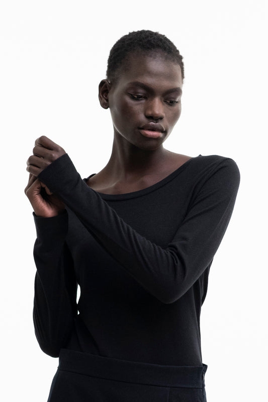 PREMIUM LONGSLEEVE FITTED |  Tencel™ wool mix black