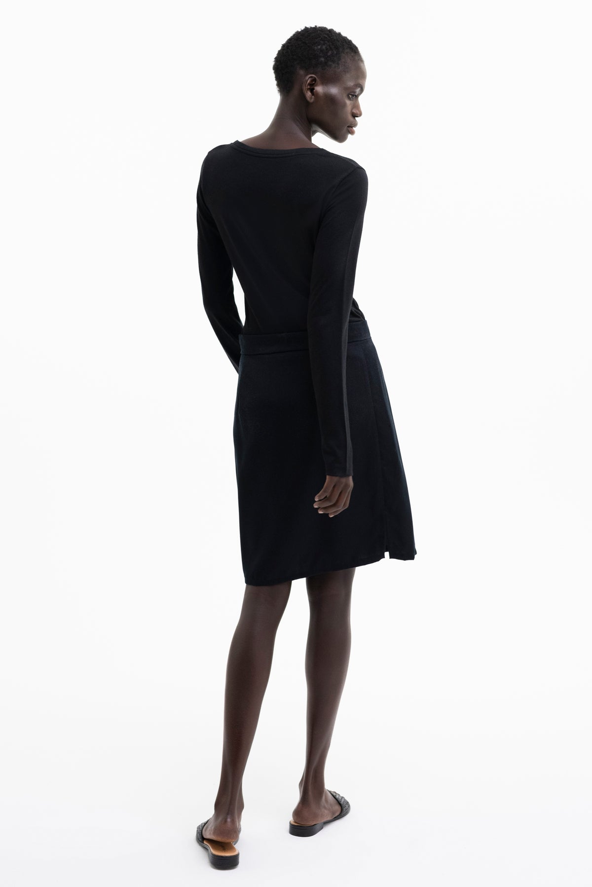 PREMIUM LONGSLEEVE FITTED |  Tencel™ wool mix black
