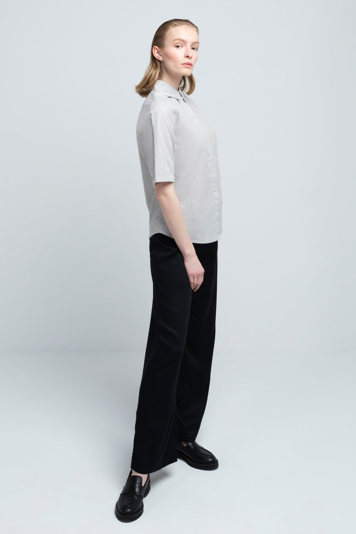 SHORT SLEEVES BLOUSE | cotton dusty grey