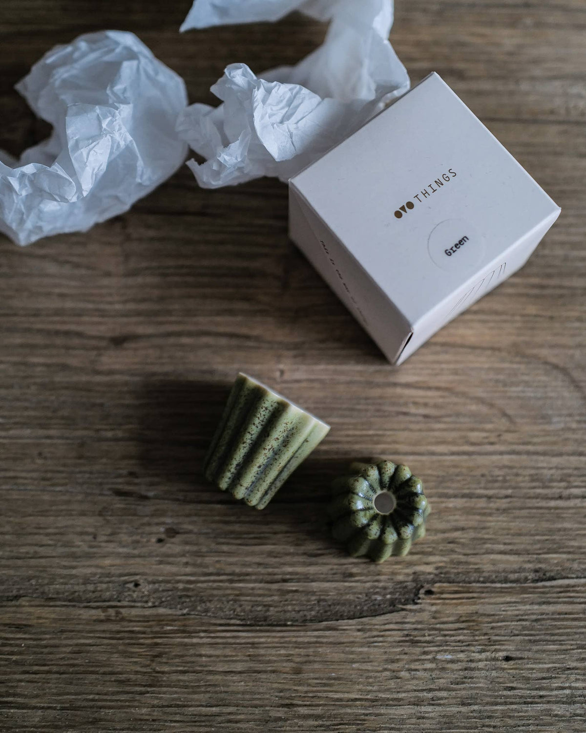 CANELÉS CANDLE HOLDER | Porcelain melange green mini